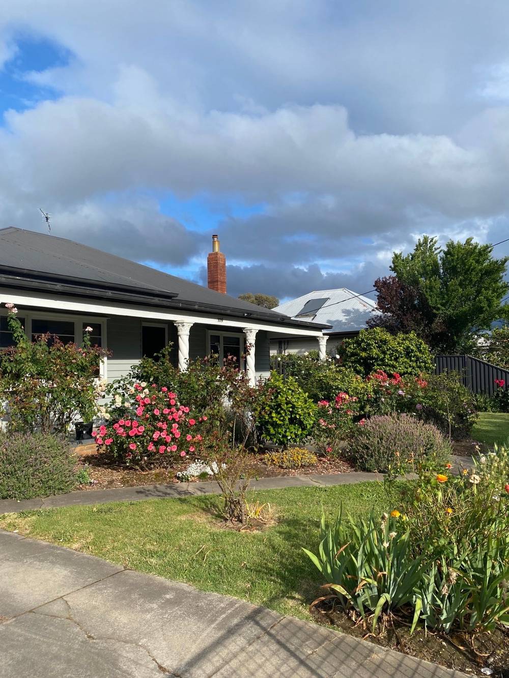 109 CLUNES ROAD, CRESWICK, VIC 3363