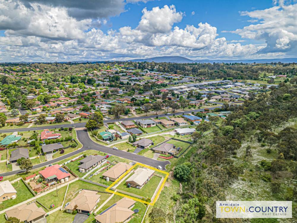 8 Ben Venue Boulevarde, ARMIDALE, NSW 2350
