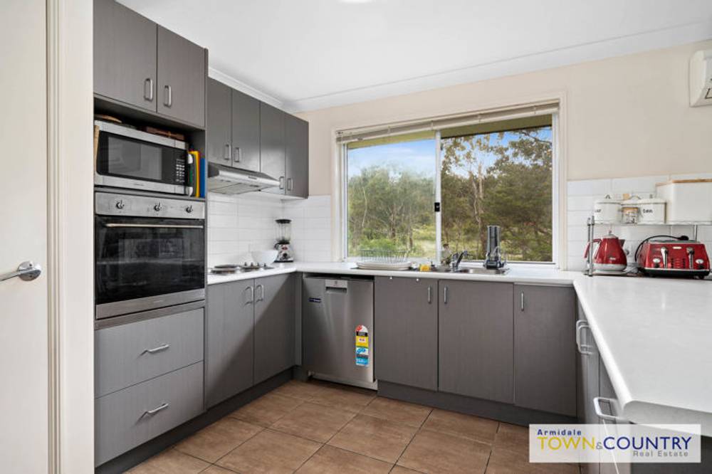 8 Ben Venue Boulevarde, ARMIDALE, NSW 2350