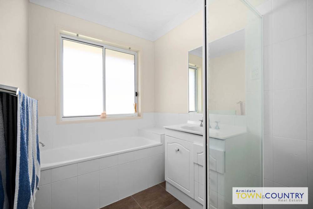 8 Ben Venue Boulevarde, ARMIDALE, NSW 2350
