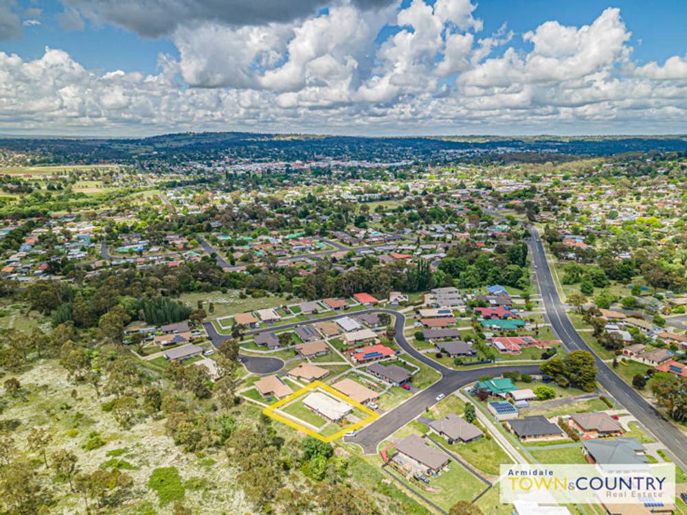 8 Ben Venue Boulevarde, ARMIDALE, NSW 2350