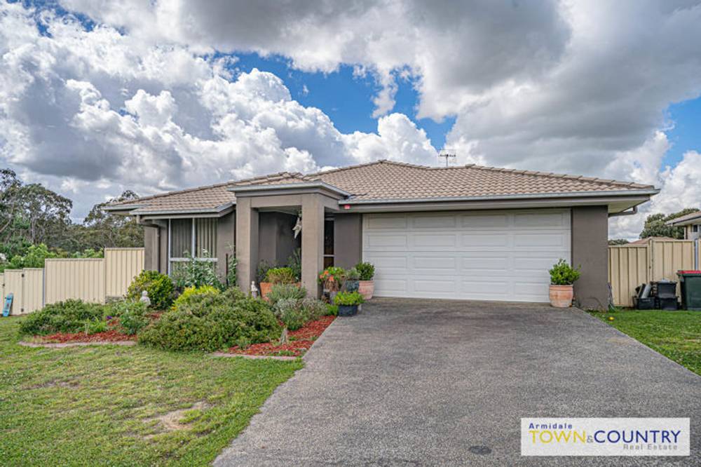 8 Ben Venue Boulevarde, ARMIDALE, NSW 2350
