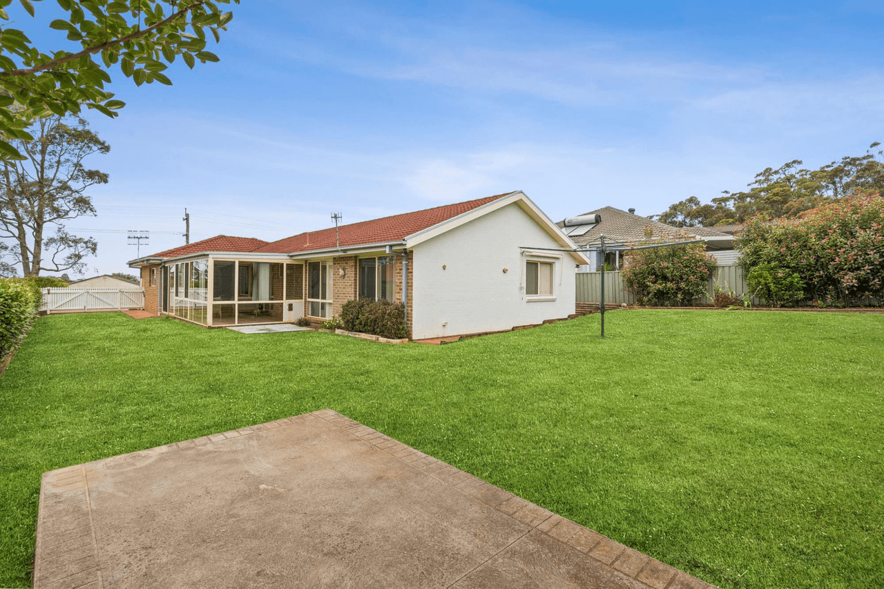 43 Village Drive, ULLADULLA, NSW 2539