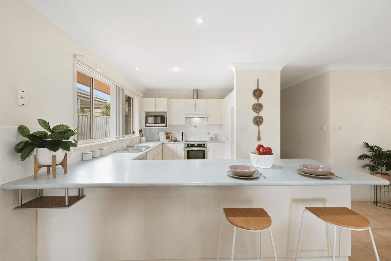 43 Village Drive, ULLADULLA, NSW 2539