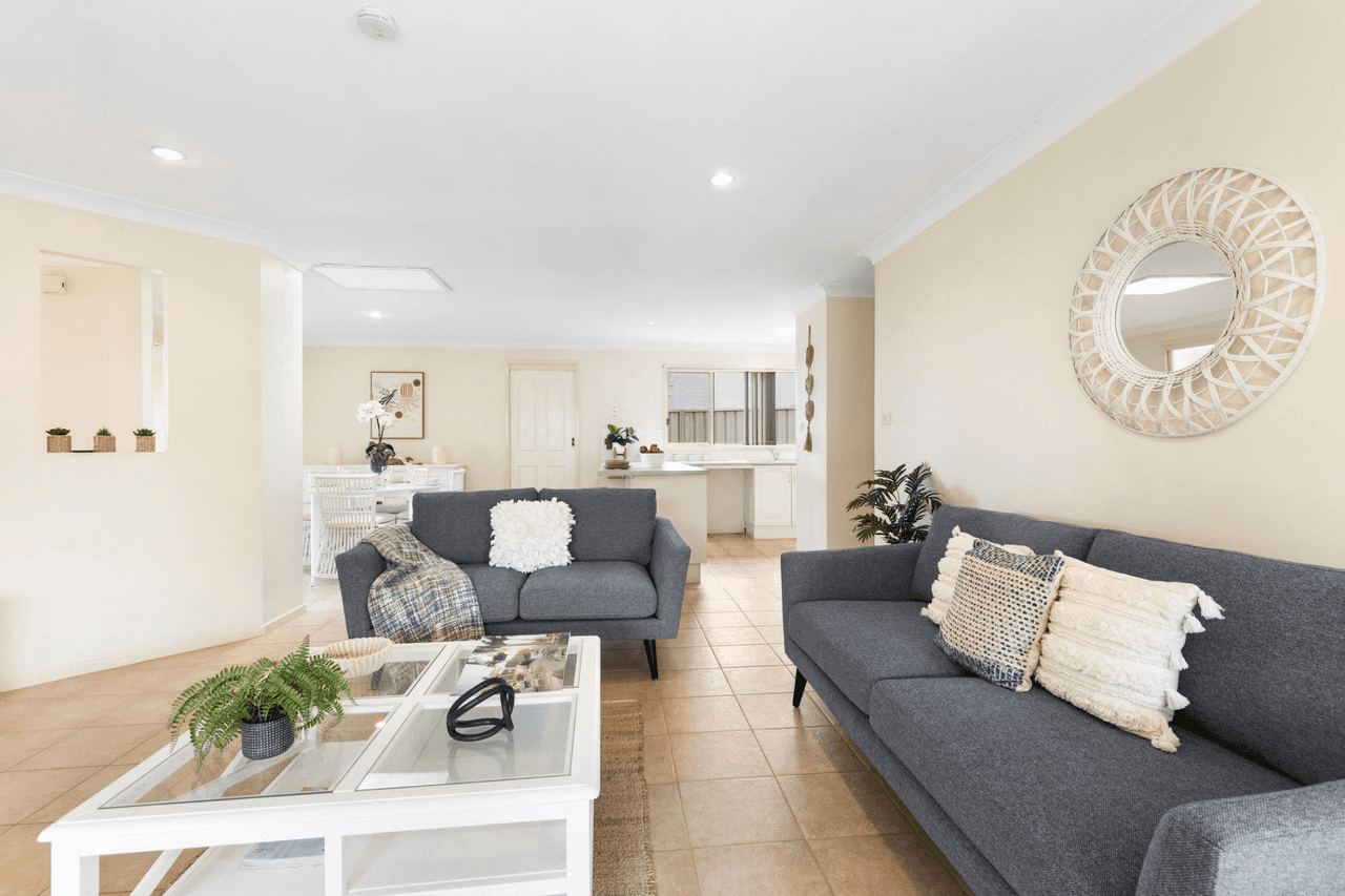 43 Village Drive, ULLADULLA, NSW 2539