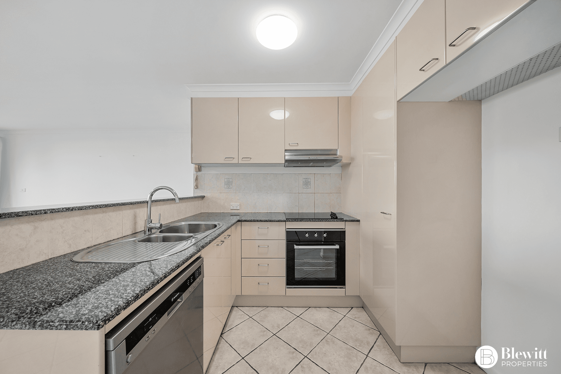 24/17 Chandler Street, Belconnen, ACT 2617