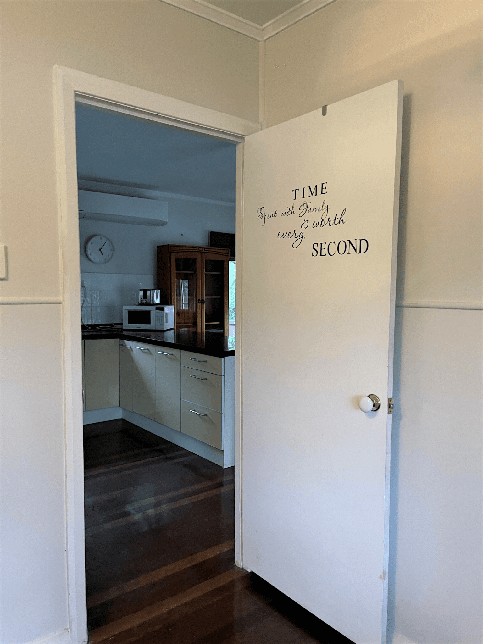 72 Laurel Street, Russell Island, QLD 4184
