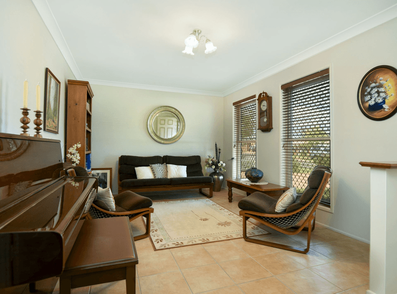 7 Eureka Court, Glenvale, QLD 4350