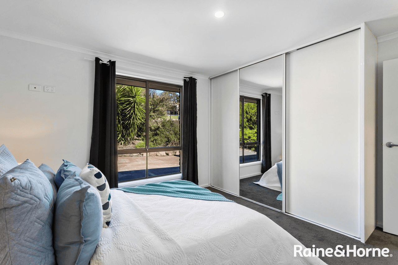 11 Bounty Street, MOANA, SA 5169