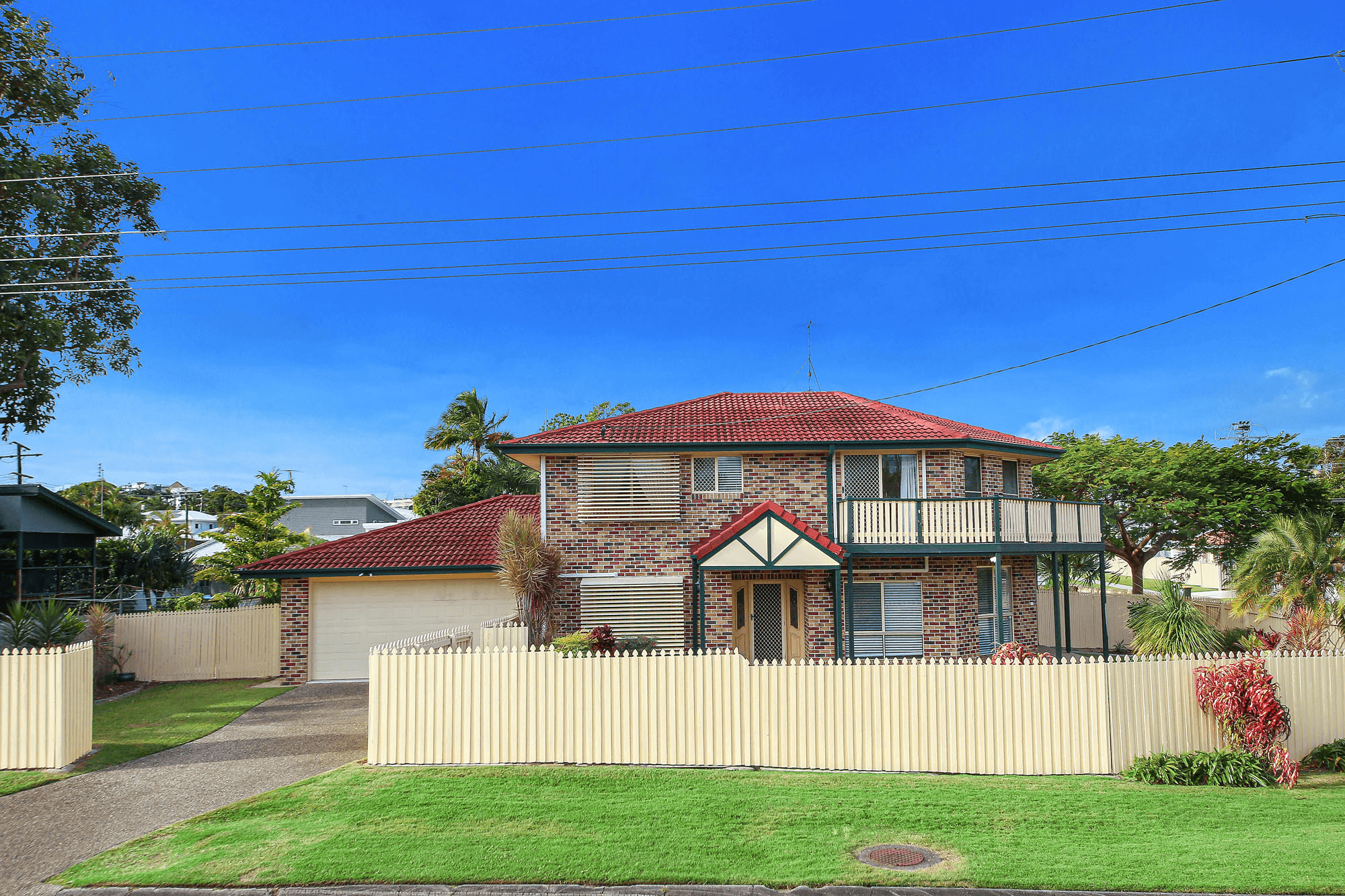 102 Goonawarra Drive, MOOLOOLABA, QLD 4557