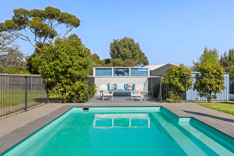 147 Bluff Road, ST LEONARDS, VIC 3223