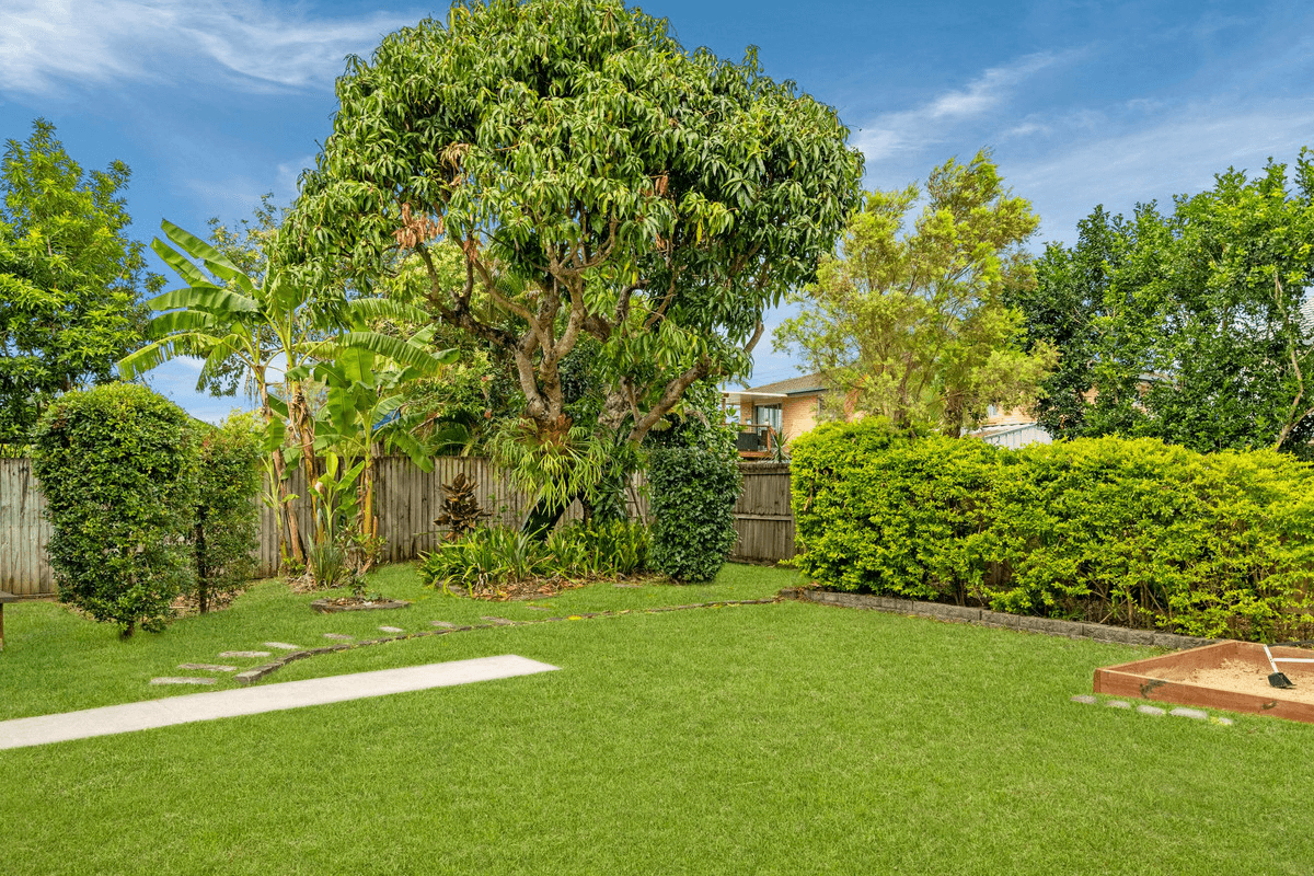 16 Maud Street, Albany Creek, QLD 4035