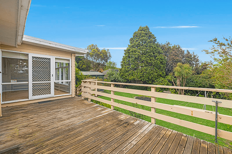 30 Veronica Street, FERNTREE GULLY, VIC 3156