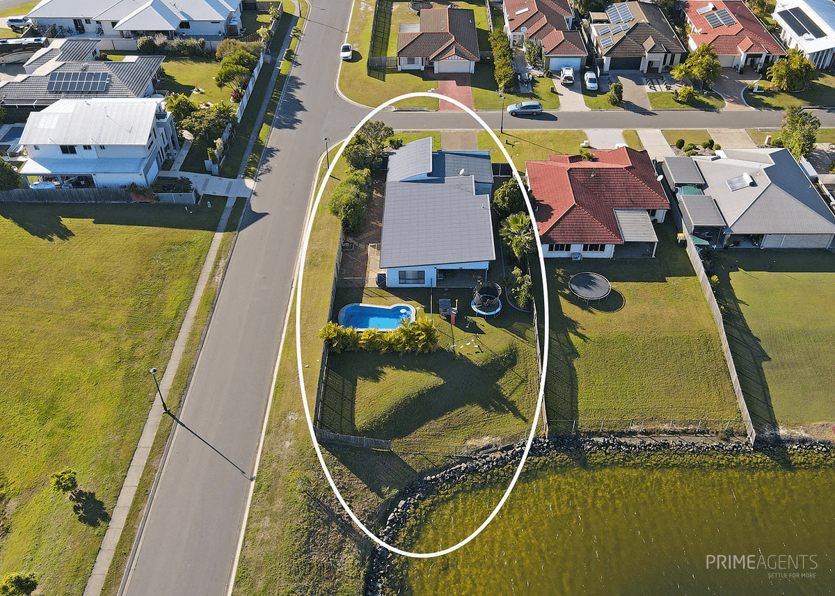 64 Earl St Vincent Circuit, Eli Waters, QLD 4655