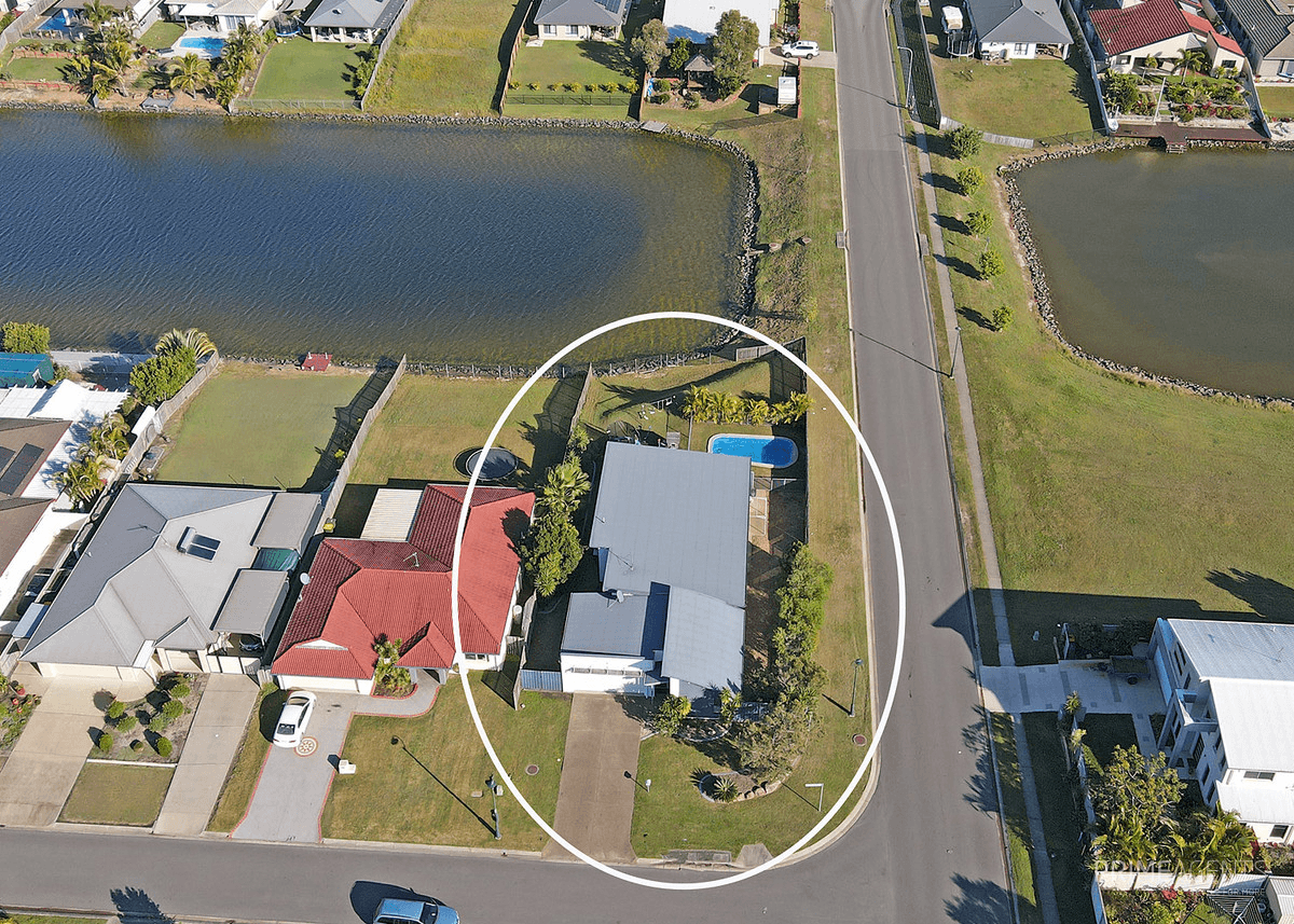 64 Earl St Vincent Circuit, Eli Waters, QLD 4655