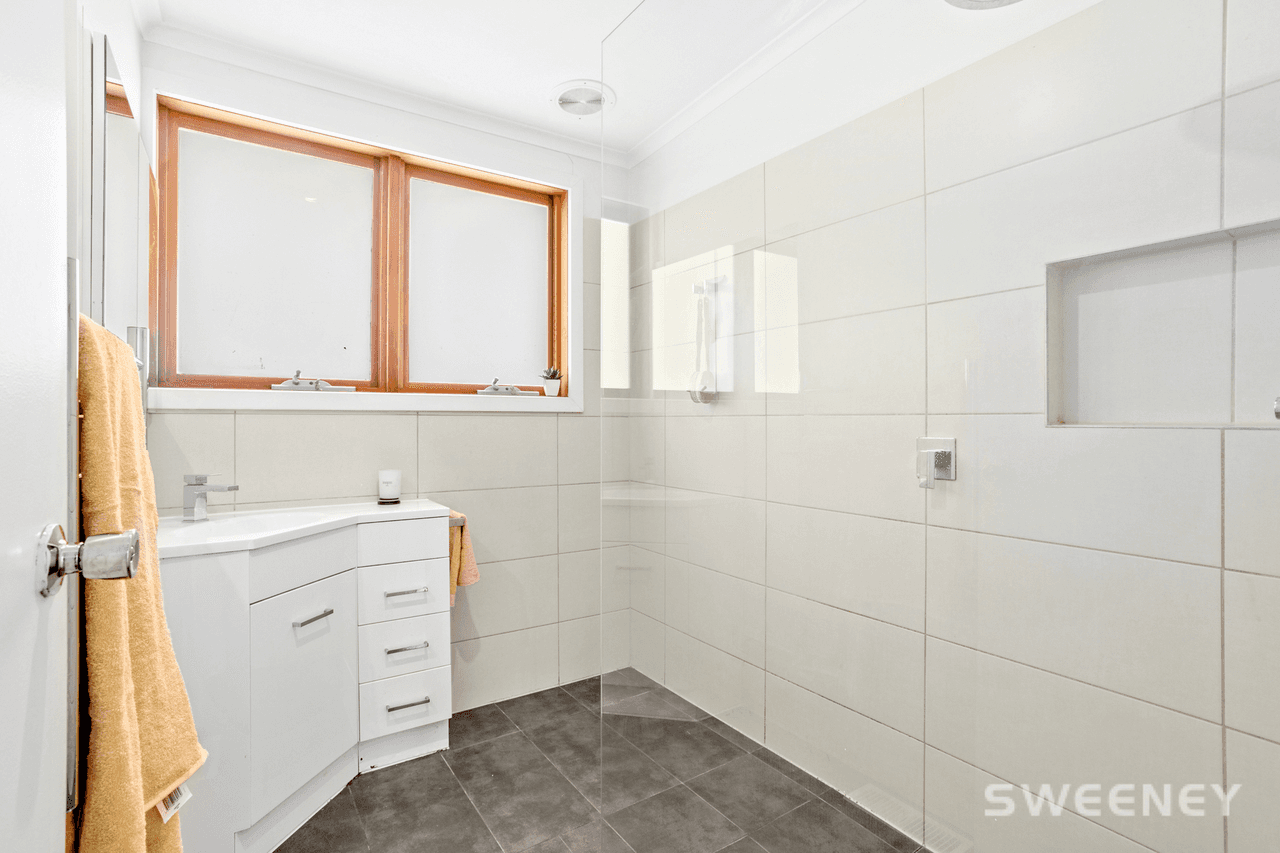 44 Merton Street, ALTONA MEADOWS, VIC 3028