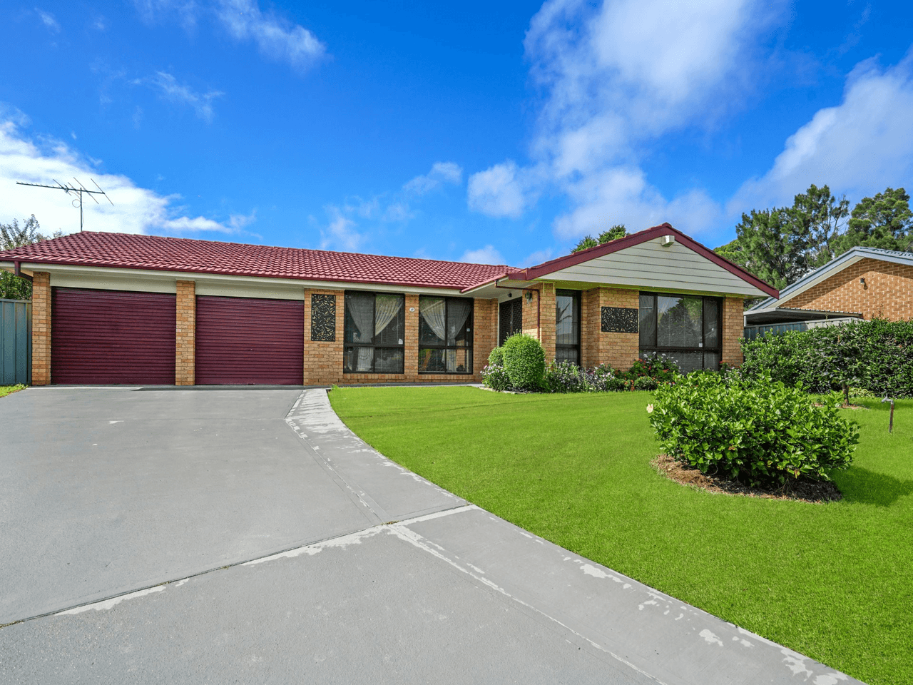 18 salter Avenue, MINTO, NSW 2566