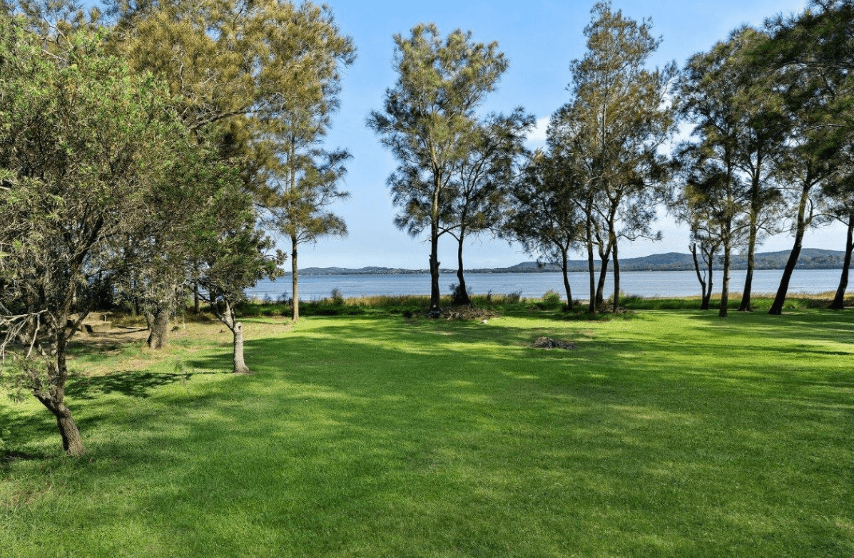 17 Kalua Drive, CHITTAWAY BAY, NSW 2261