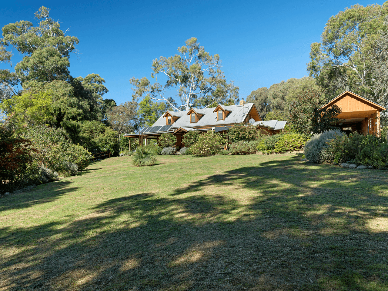 15 Hurrell Road, WARRENBAYNE, VIC 3670