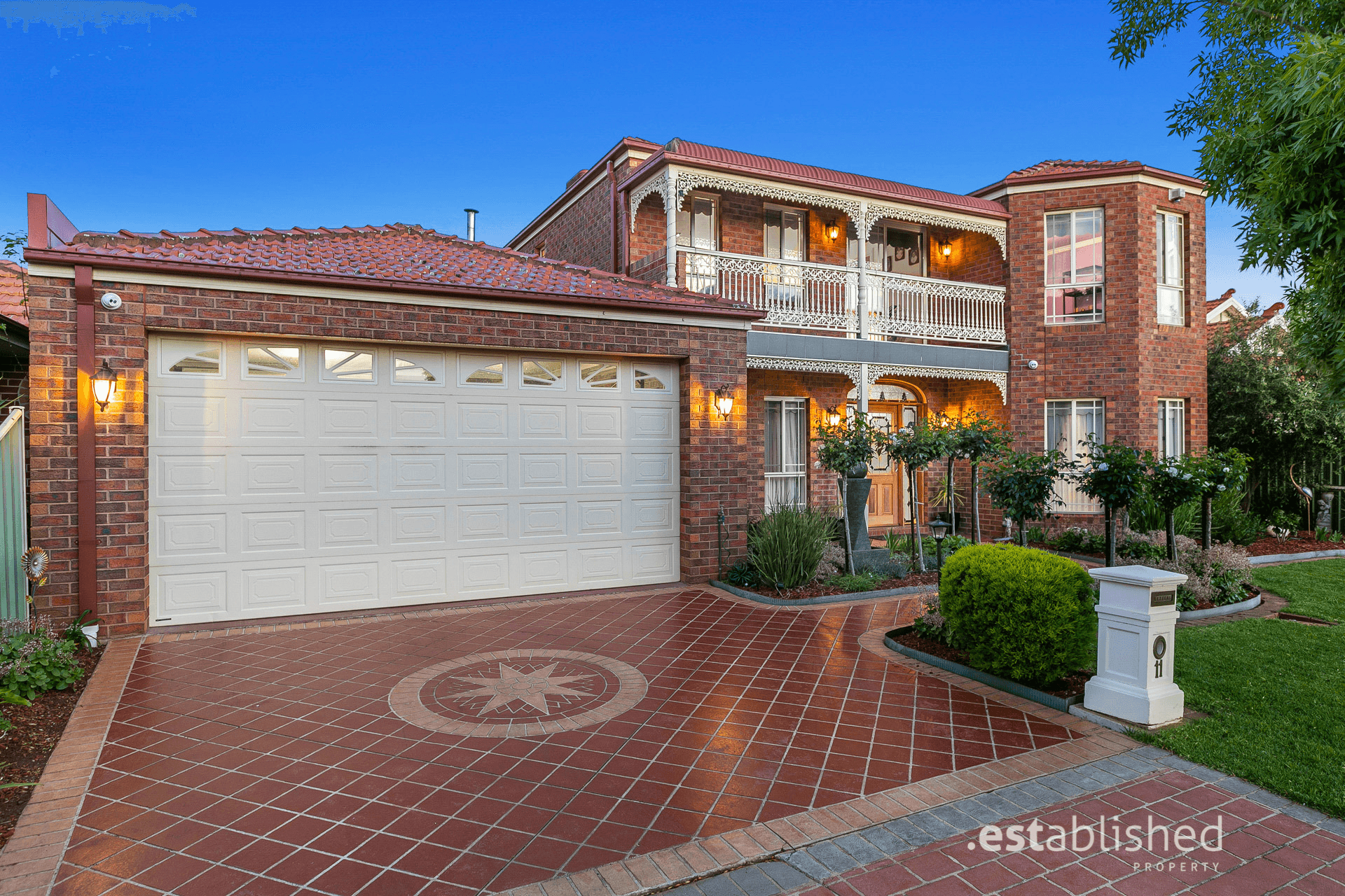 11 Brentley Close, POINT COOK, VIC 3030