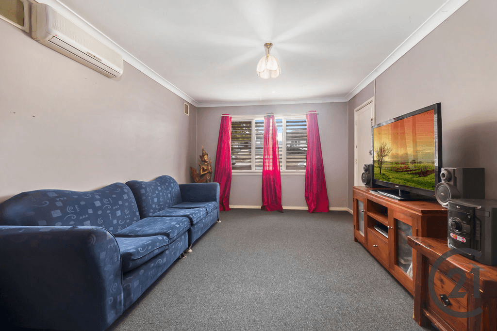 63 Tumbarumba Crescent, Heckenberg, NSW 2168