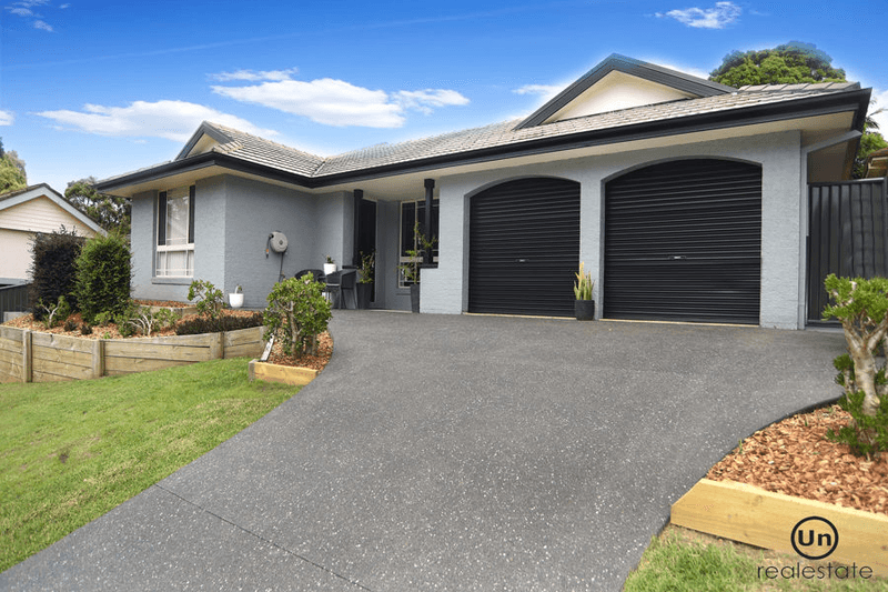 8 Kestrel Place, BOAMBEE EAST, NSW 2452