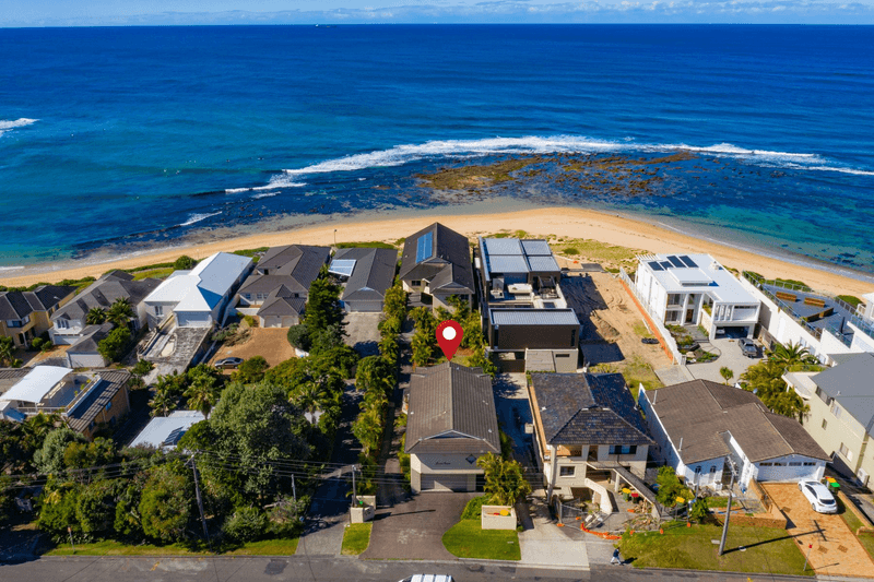 2/42A Werrina Parade, BLUE BAY, NSW 2261