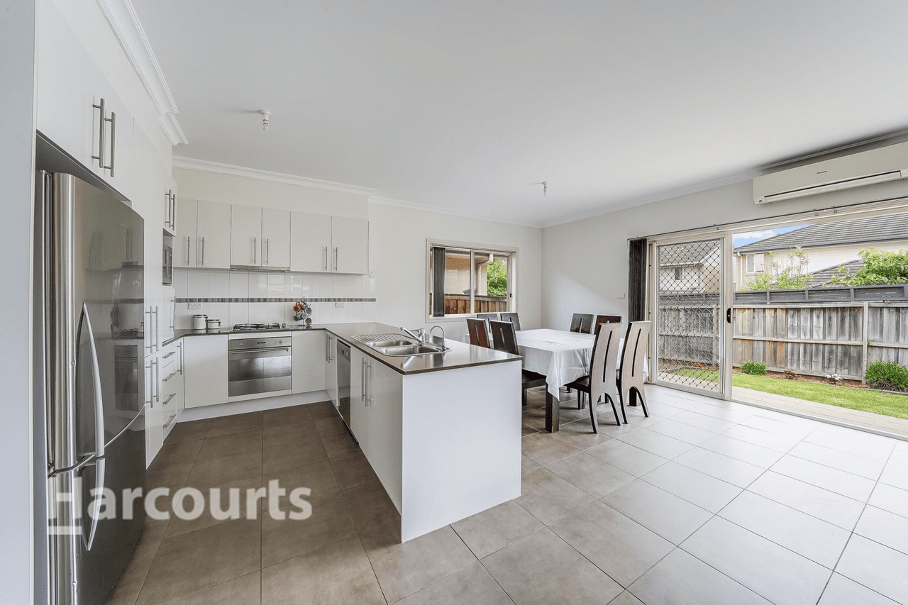 13 Carlton Road, Campbelltown, NSW 2560