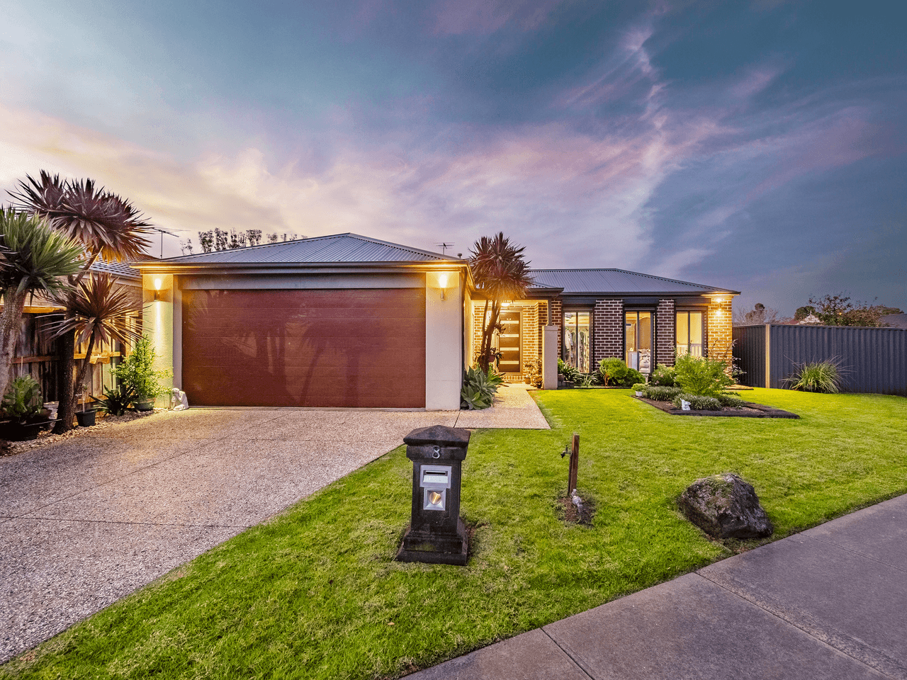 8 Forest Oak Court, CRANBOURNE, VIC 3977