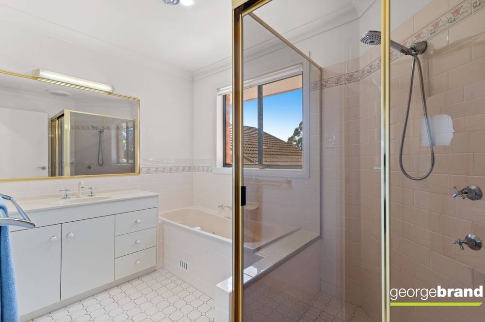12 Narelle Close, Lisarow, NSW 2250