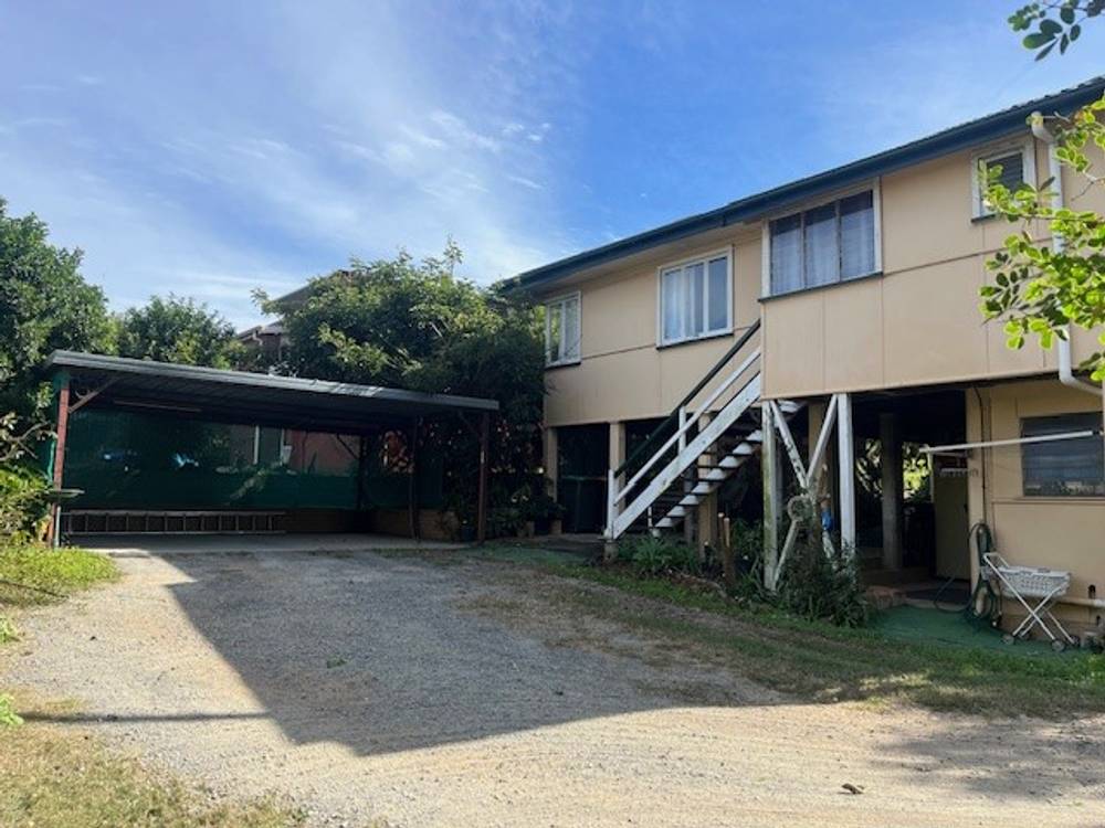 151 Nursery Road, HOLLAND PARK WEST, QLD 4121
