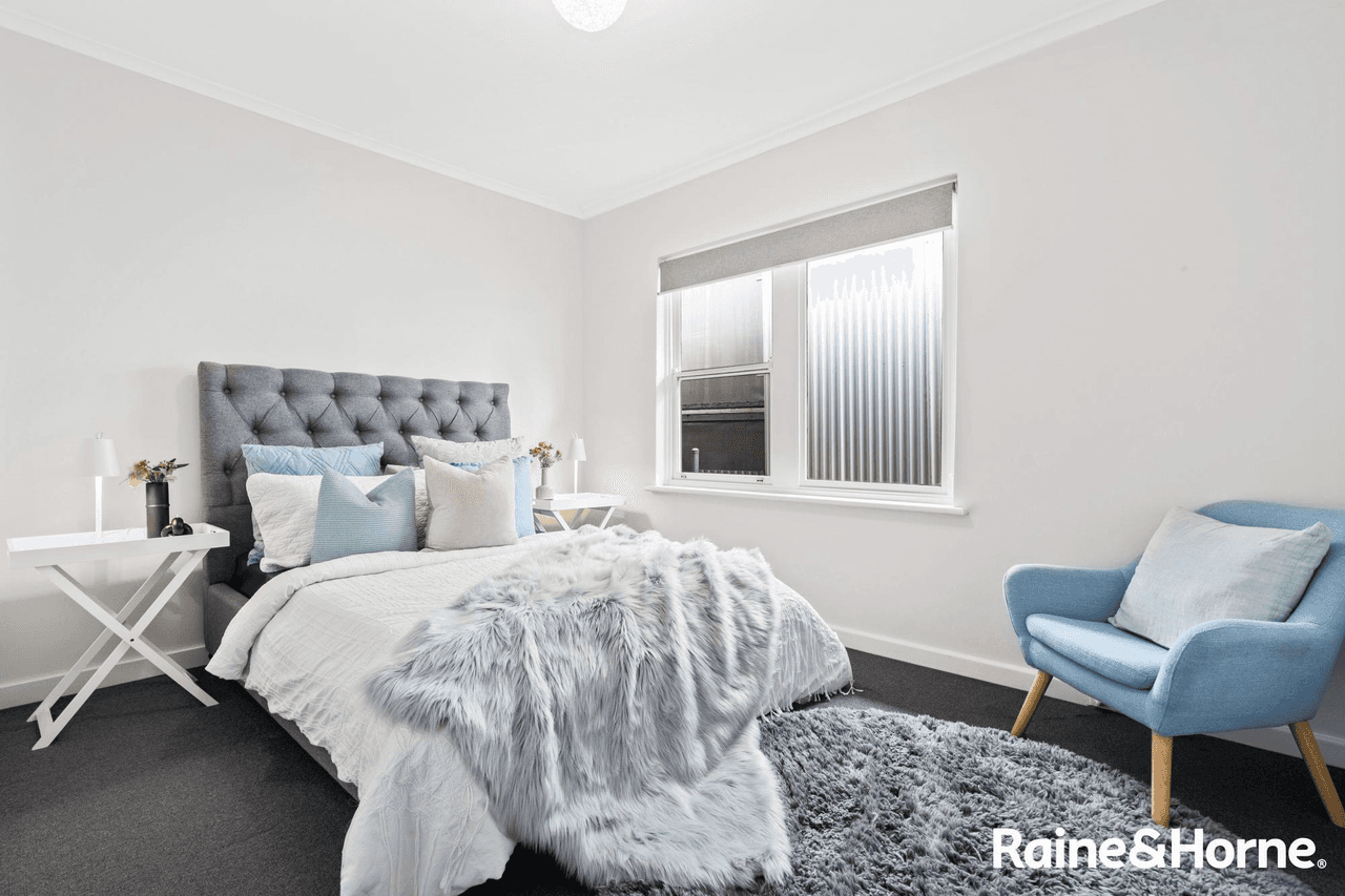 22 Glenda Avenue, MORPHETT VALE, SA 5162