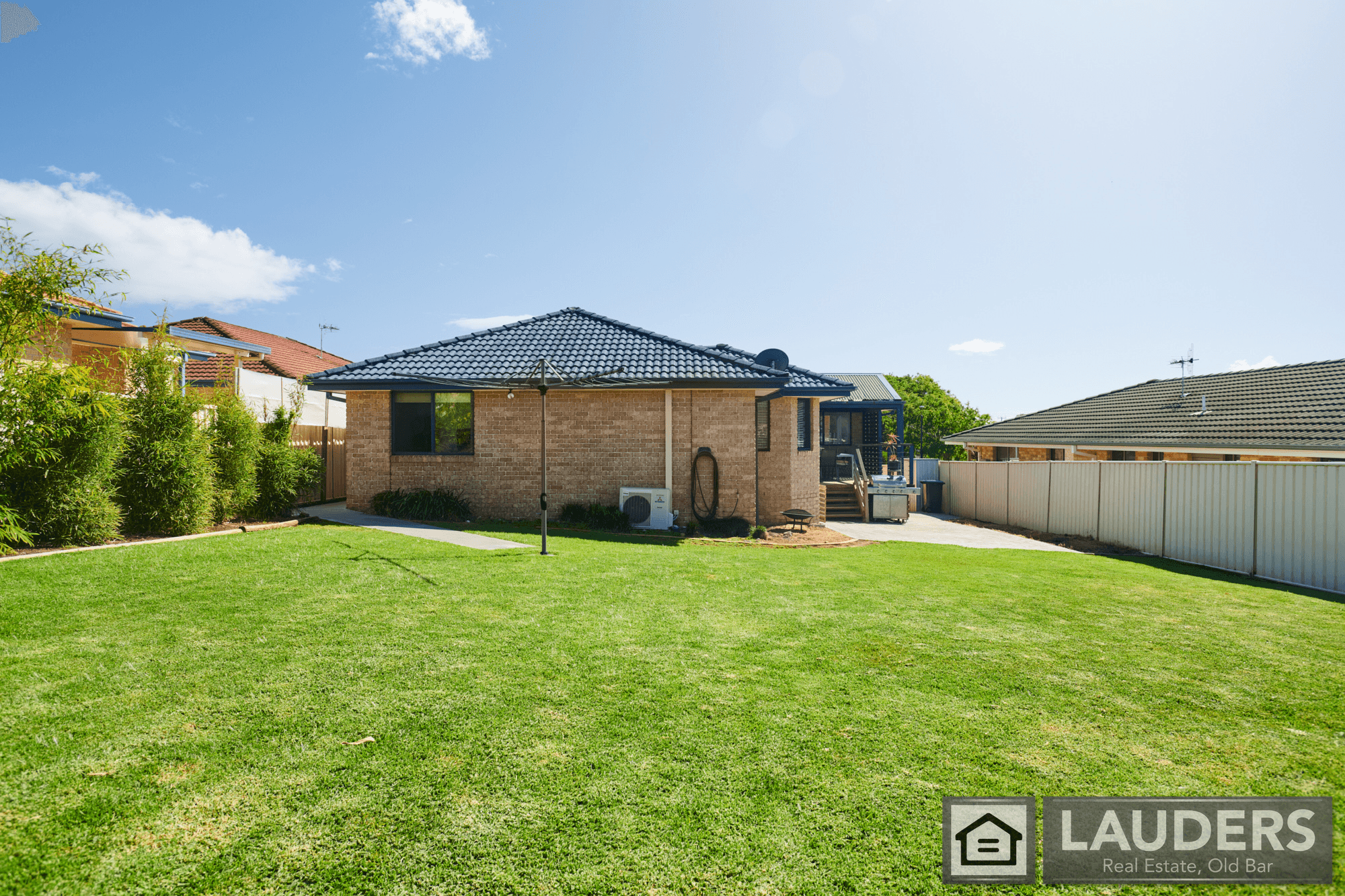 8 Mistral Place, Old Bar, NSW 2430