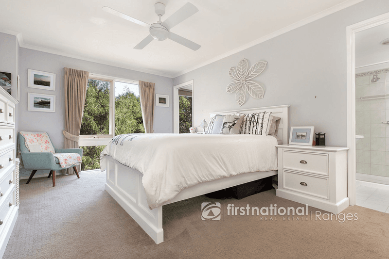 3 Paradise Grove, EMERALD, VIC 3782