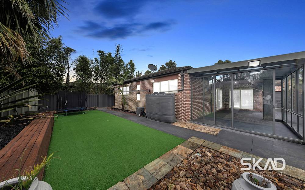 18 Mount Eccles Way, SOUTH MORANG, VIC 3752