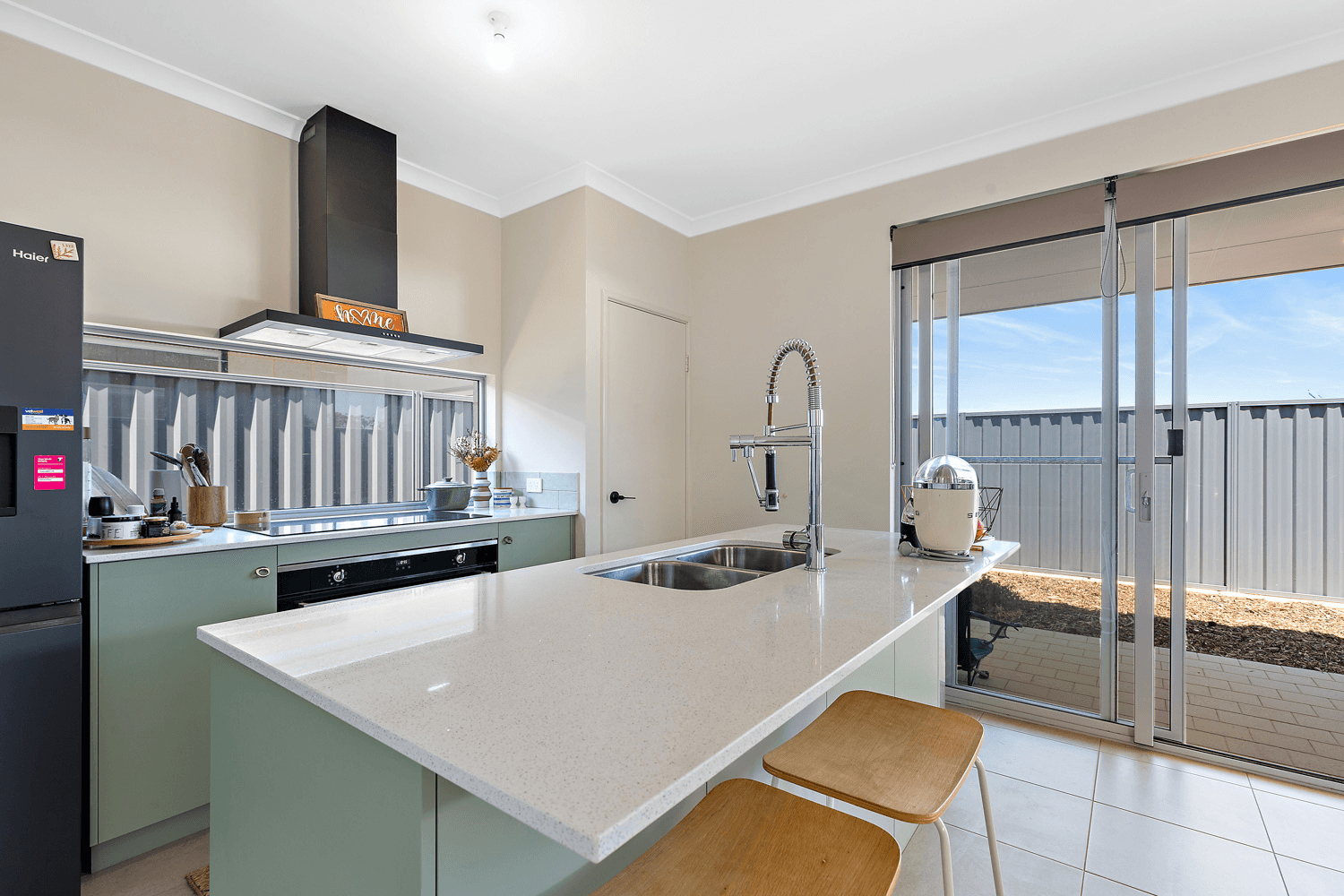 30 Delphinium Way, BEELIAR, WA 6164