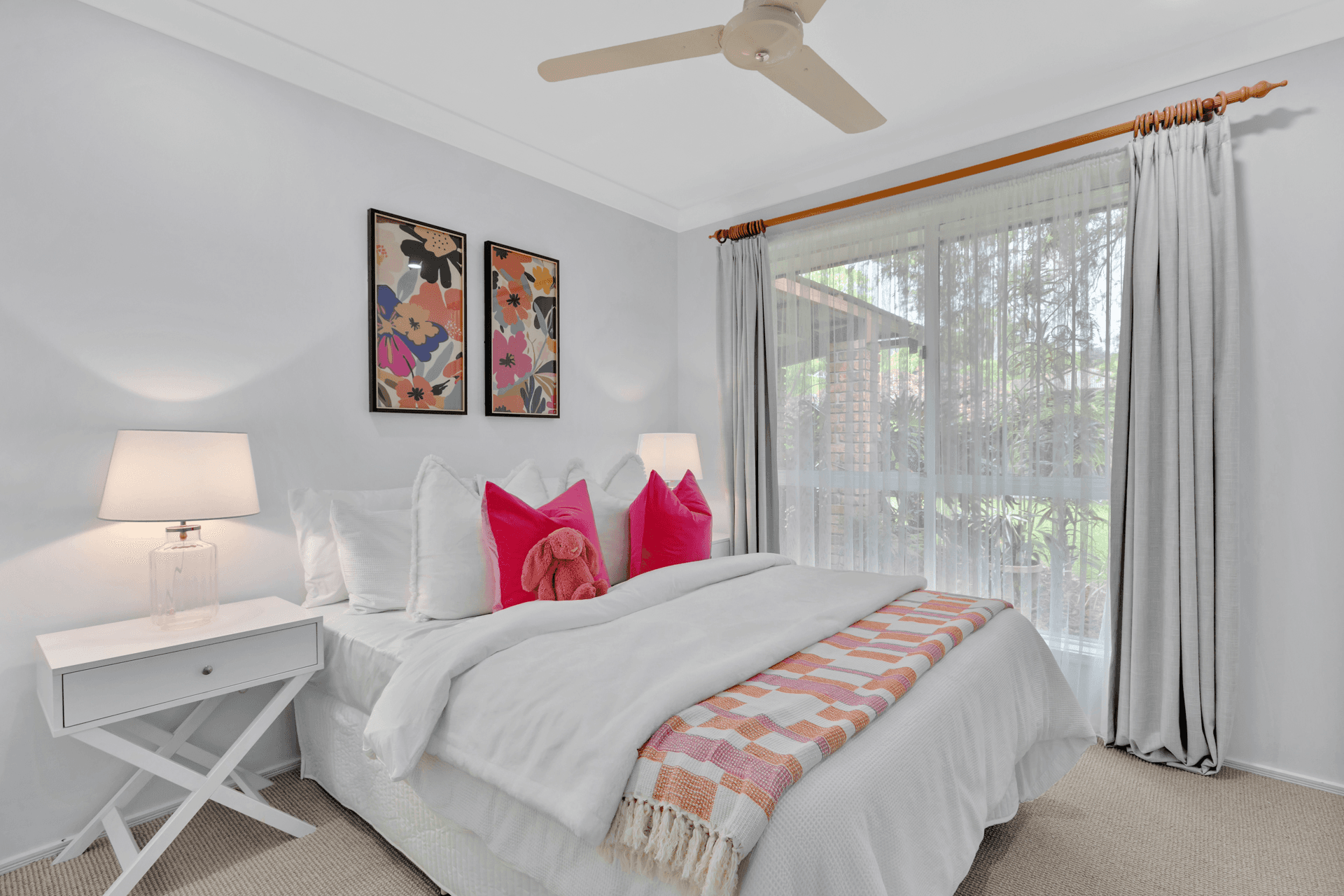 2 Chatburn Street, CHAPEL HILL, QLD 4069