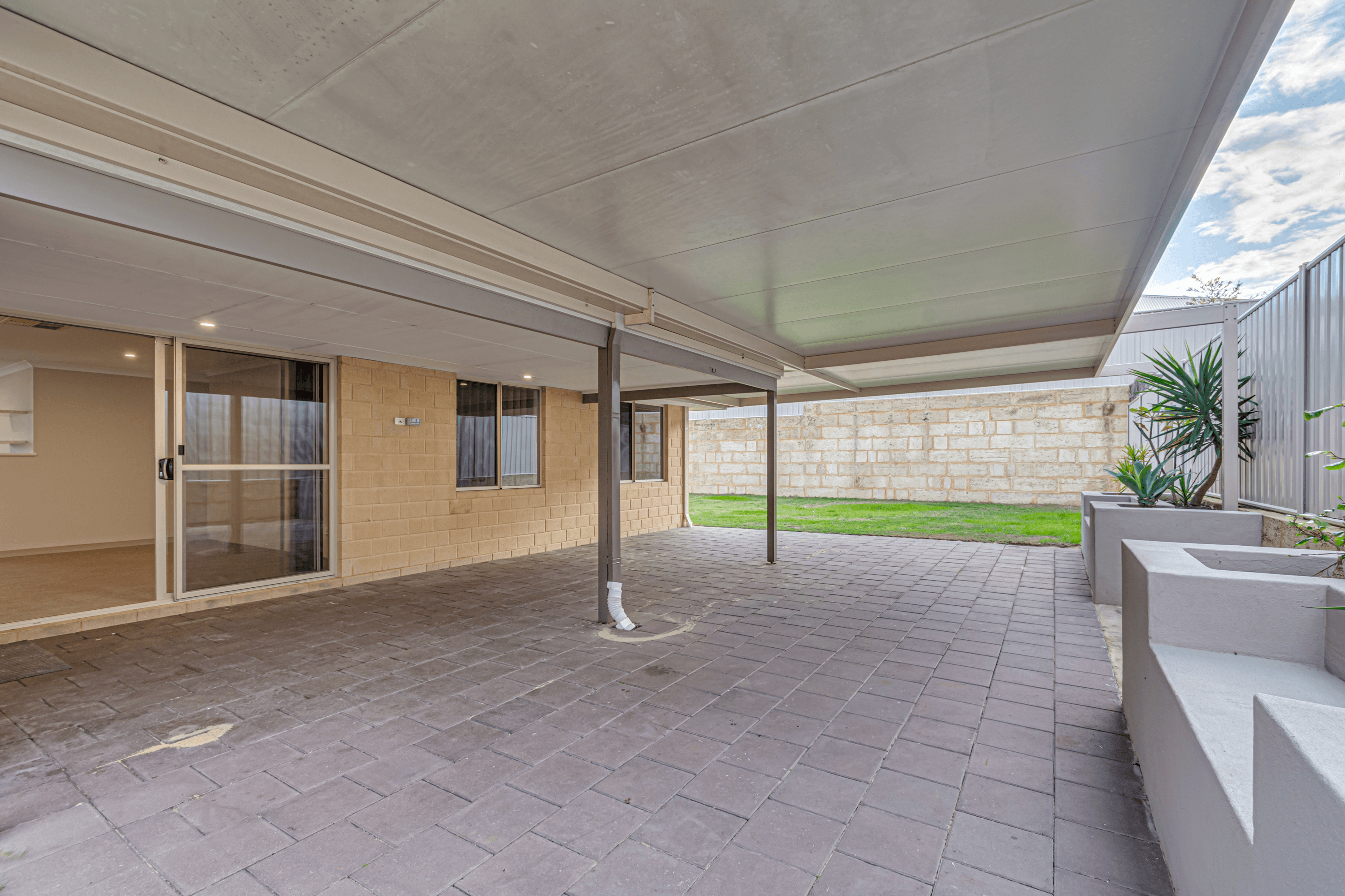 63 Jerrail Street, YANCHEP, WA 6035