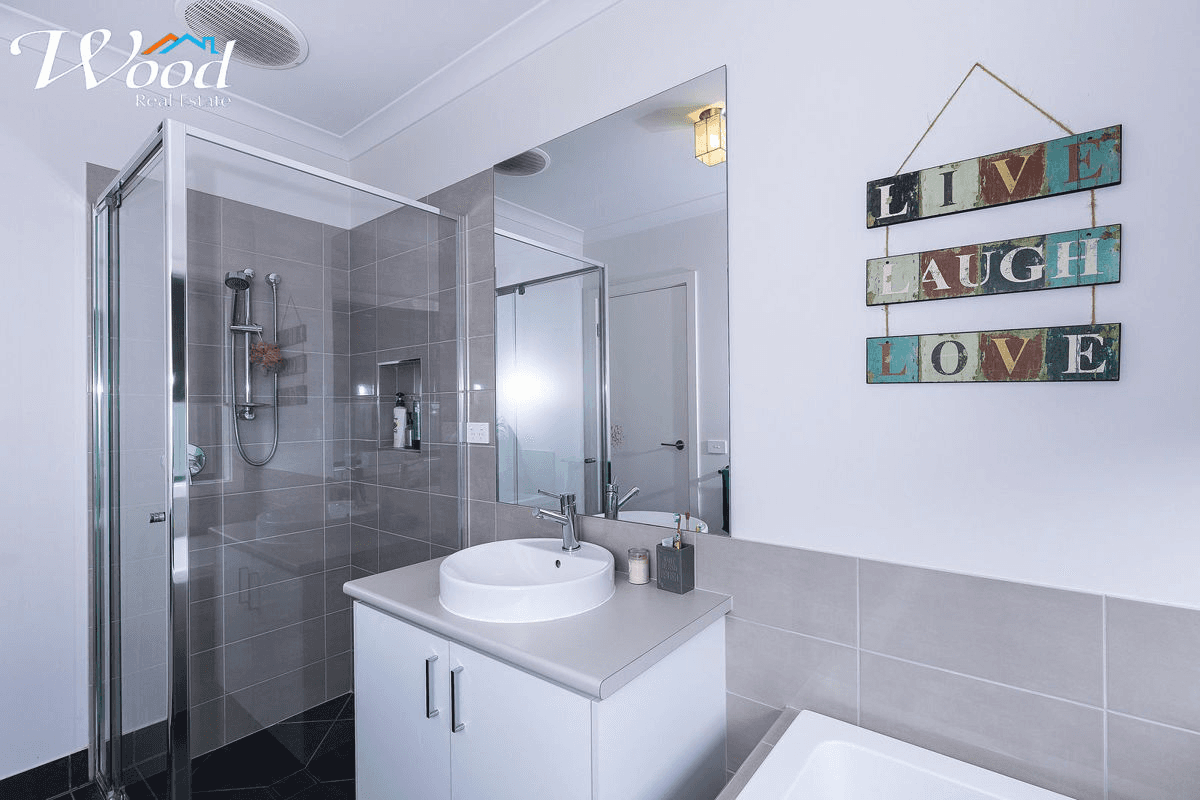 577 Chant St, LAVINGTON, NSW 2641