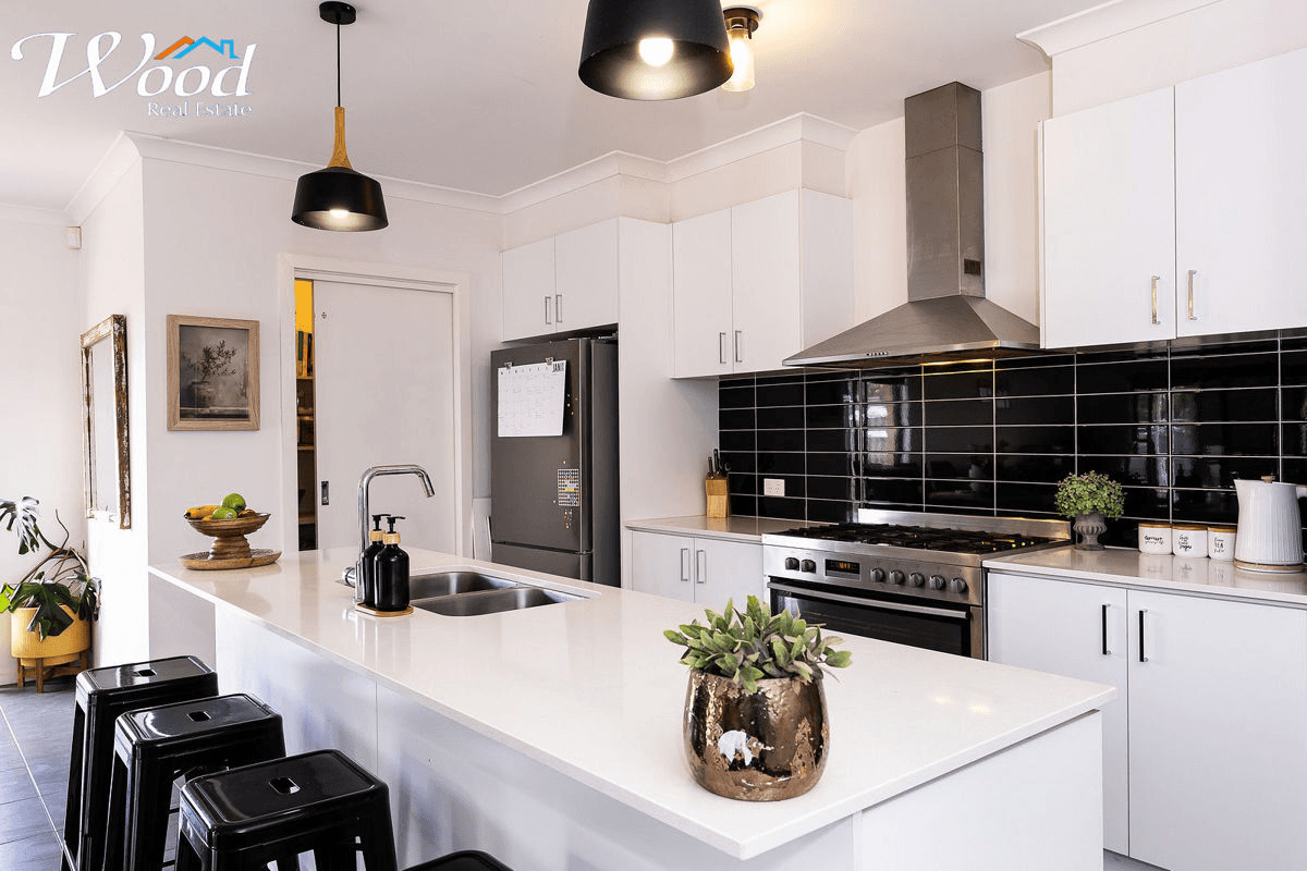 577 Chant St, LAVINGTON, NSW 2641