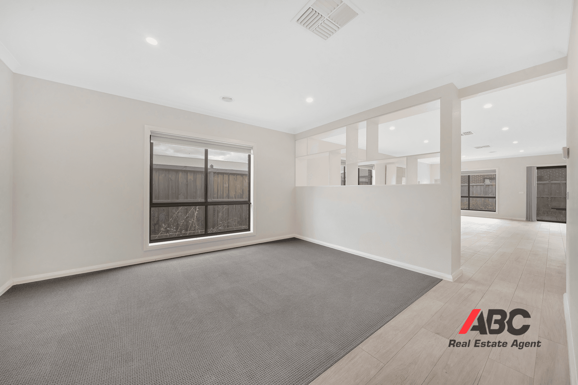 61 Maya Avenue, Thornhill Park, VIC 3335