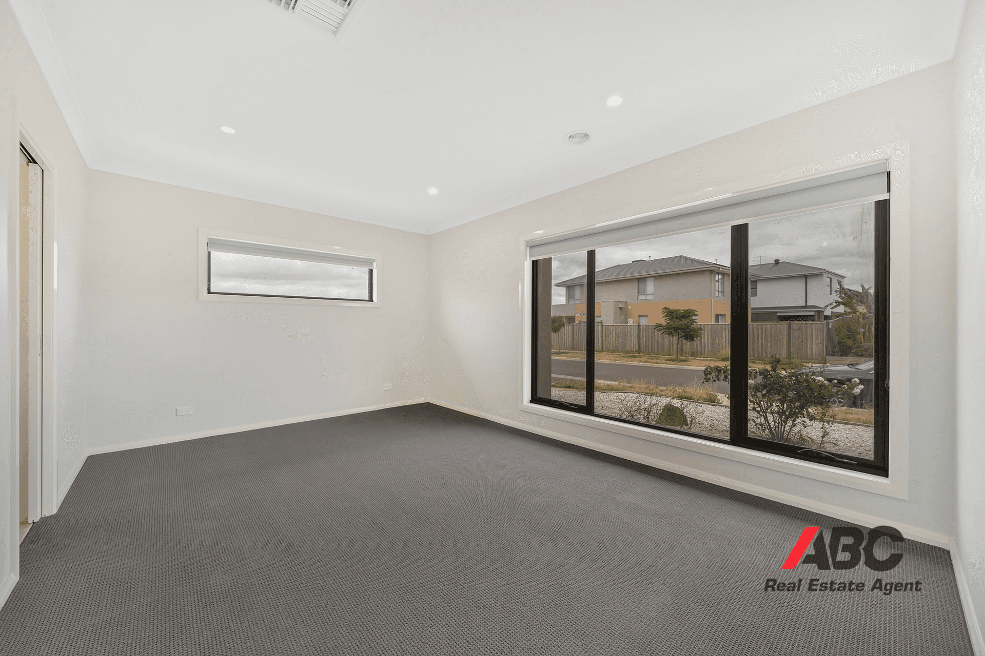 61 Maya Avenue, Thornhill Park, VIC 3335