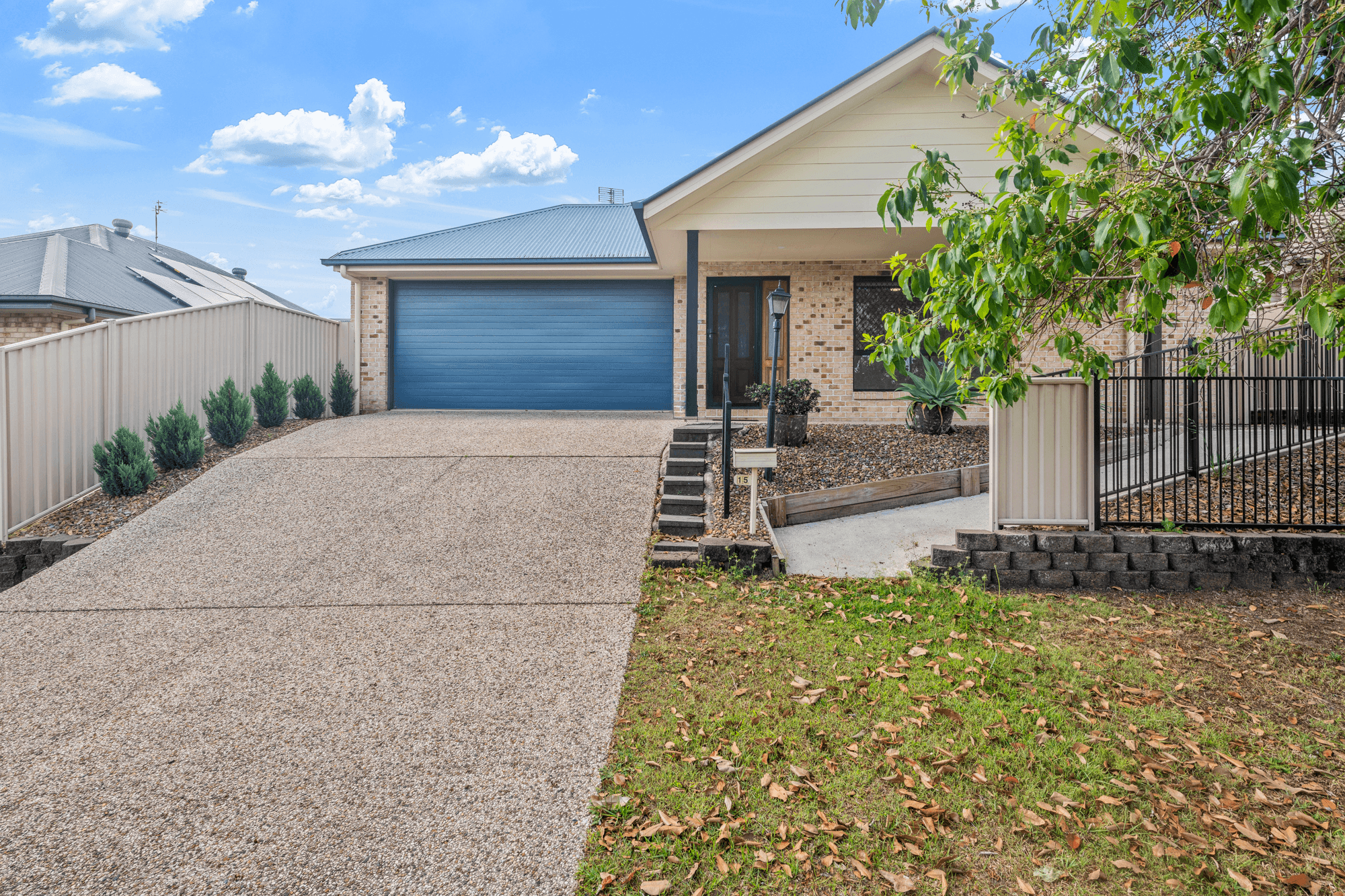 15 Greenview Avenue, BEERWAH, QLD 4519