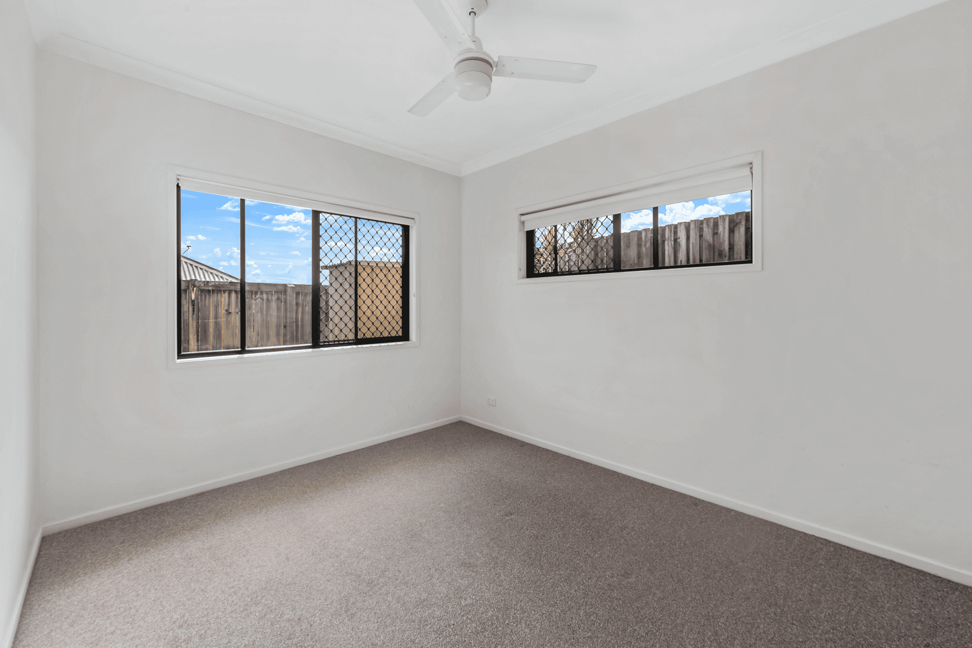 15 Greenview Avenue, BEERWAH, QLD 4519