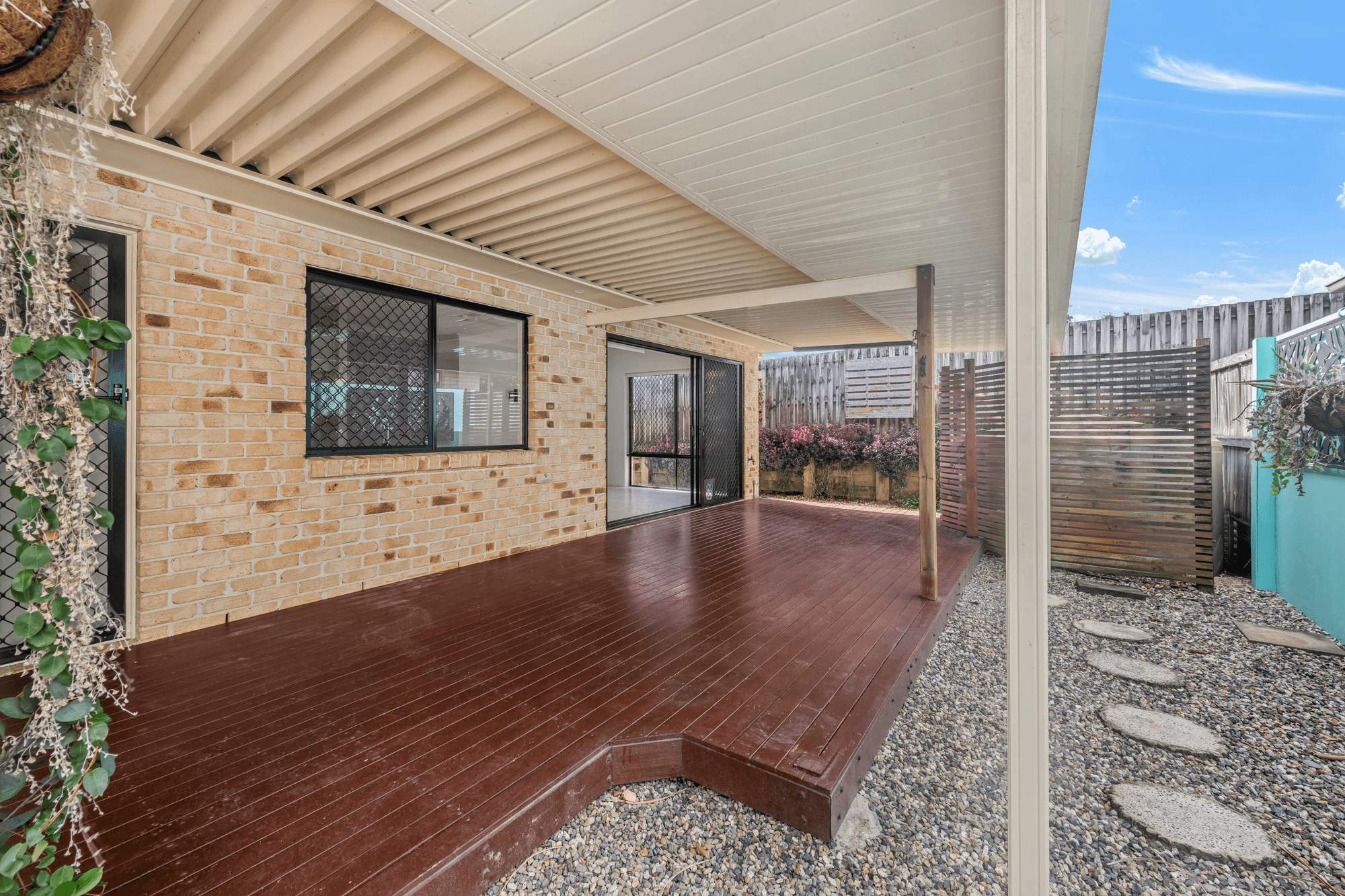 15 Greenview Avenue, BEERWAH, QLD 4519