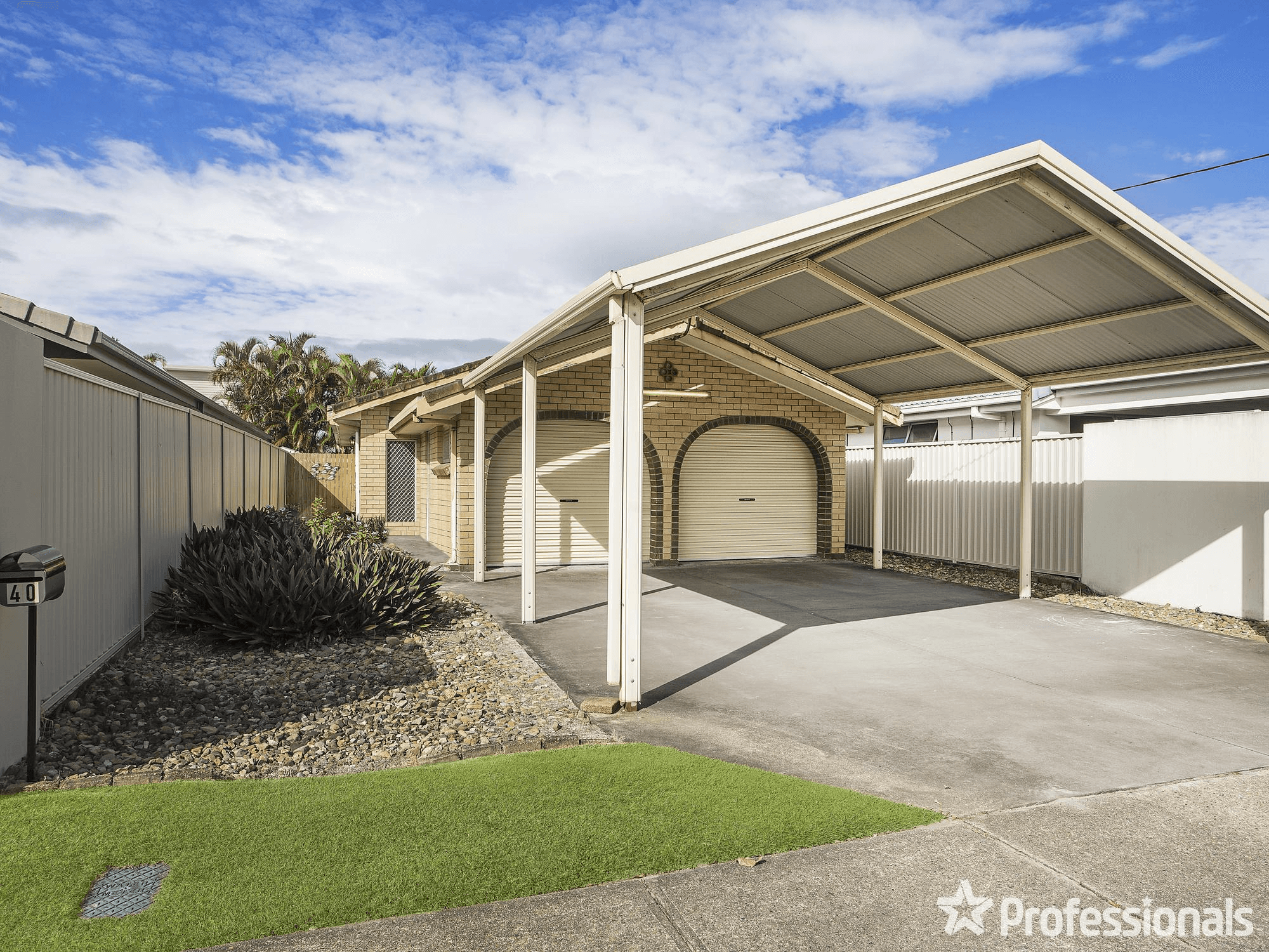 40 Fifteenth Avenue, PALM BEACH, QLD 4221