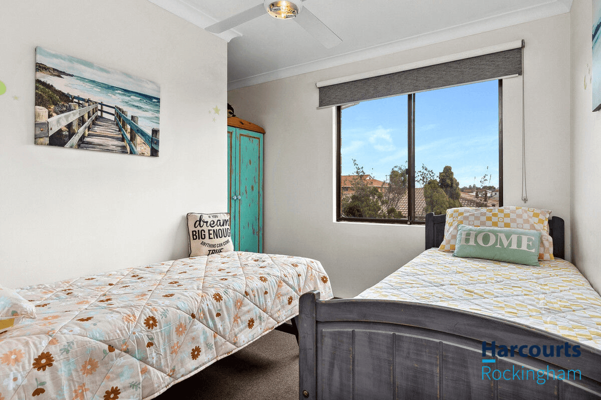 4/33 Fletcher Street, Rockingham, WA 6168