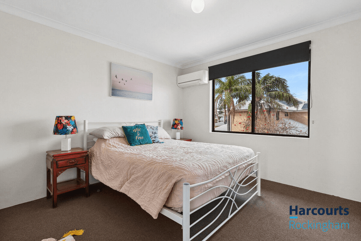 4/33 Fletcher Street, Rockingham, WA 6168