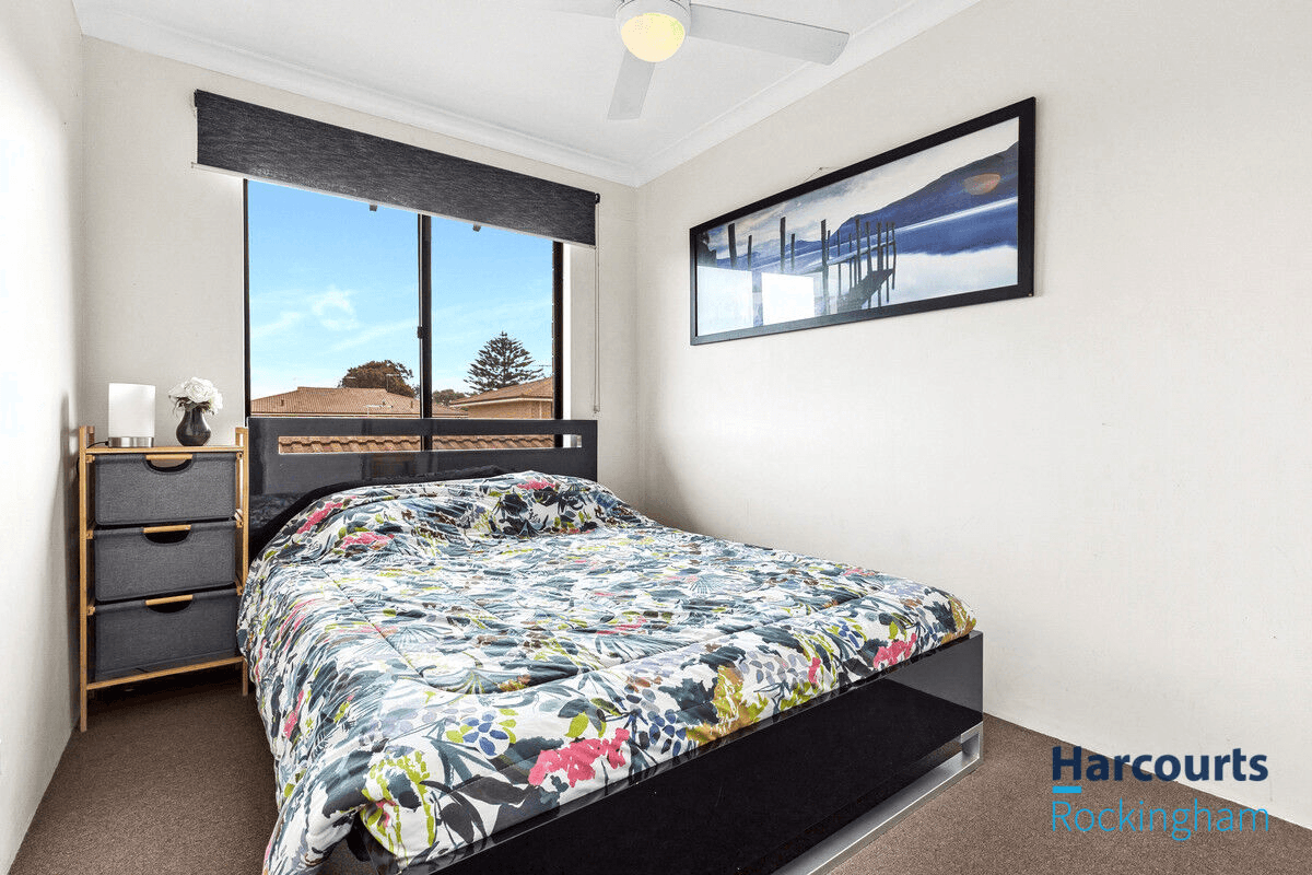 4/33 Fletcher Street, Rockingham, WA 6168