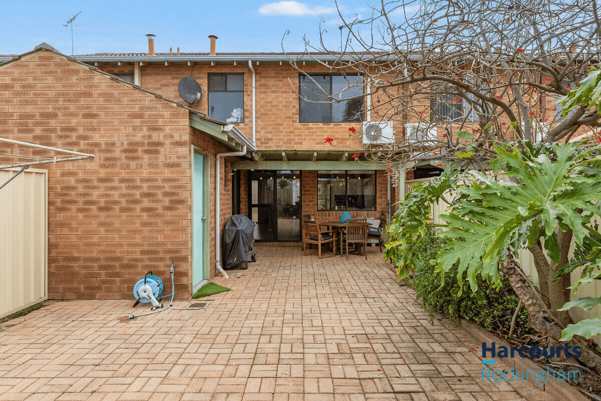 4/33 Fletcher Street, Rockingham, WA 6168